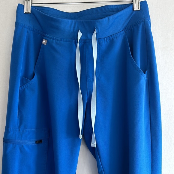 Figs womens scrubs set top S bottoms XS blue technical collection - Picture 6 of 9